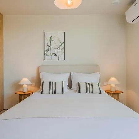 Stunning House With Pool By Lovelystay فيلة