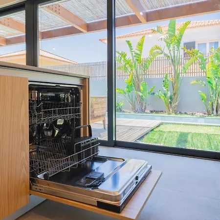 Villa Stunning House With Pool By Lovelystay Santo Isidoro